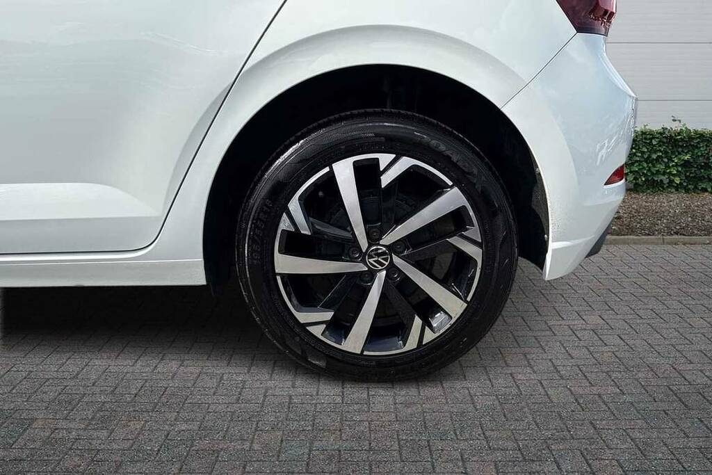 Volkswagen Polo 1.0 Tsi Match BT74VLX White #5