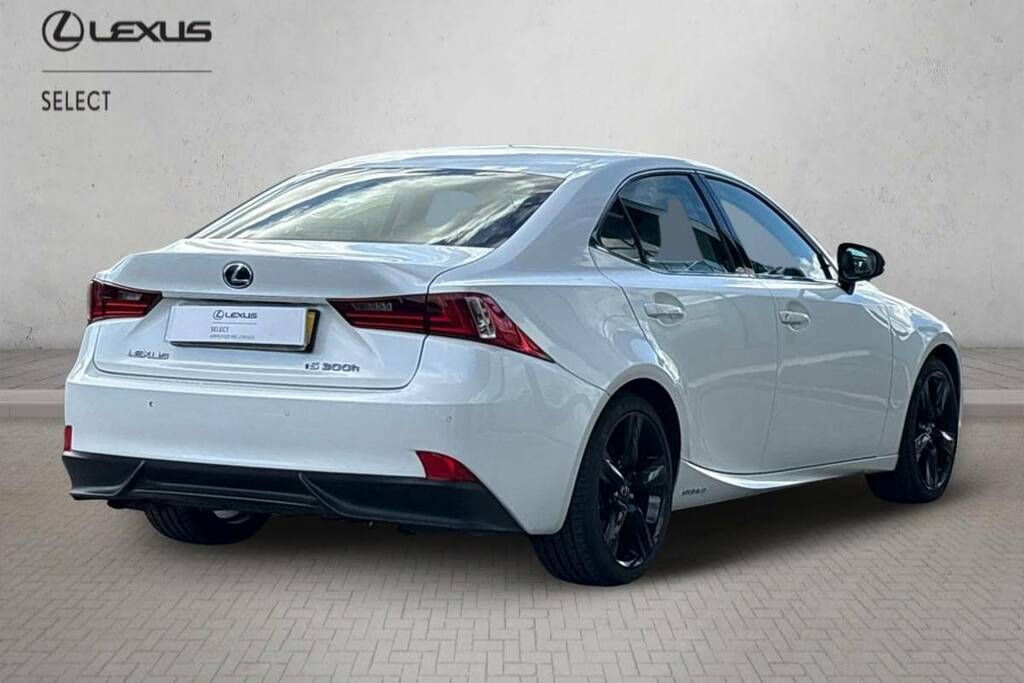 Lexus IS 300H Sport Cvt White #2