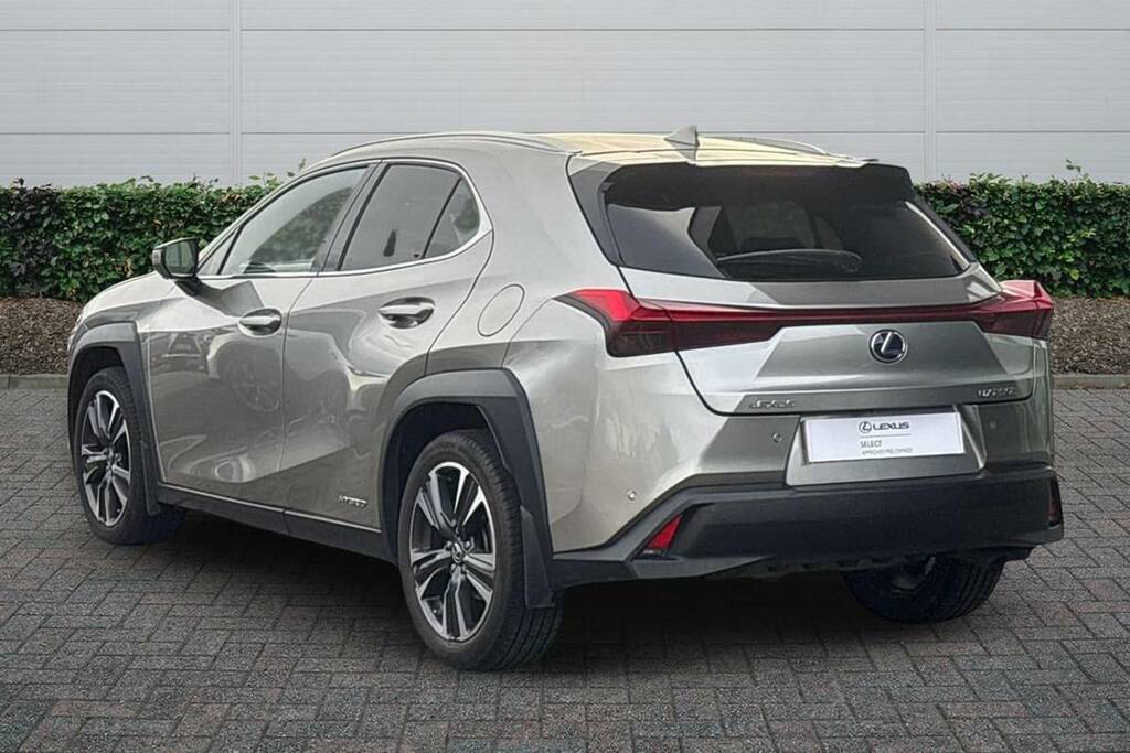 Lexus UX 250H 2.0 Takumi Cvt Silver #2