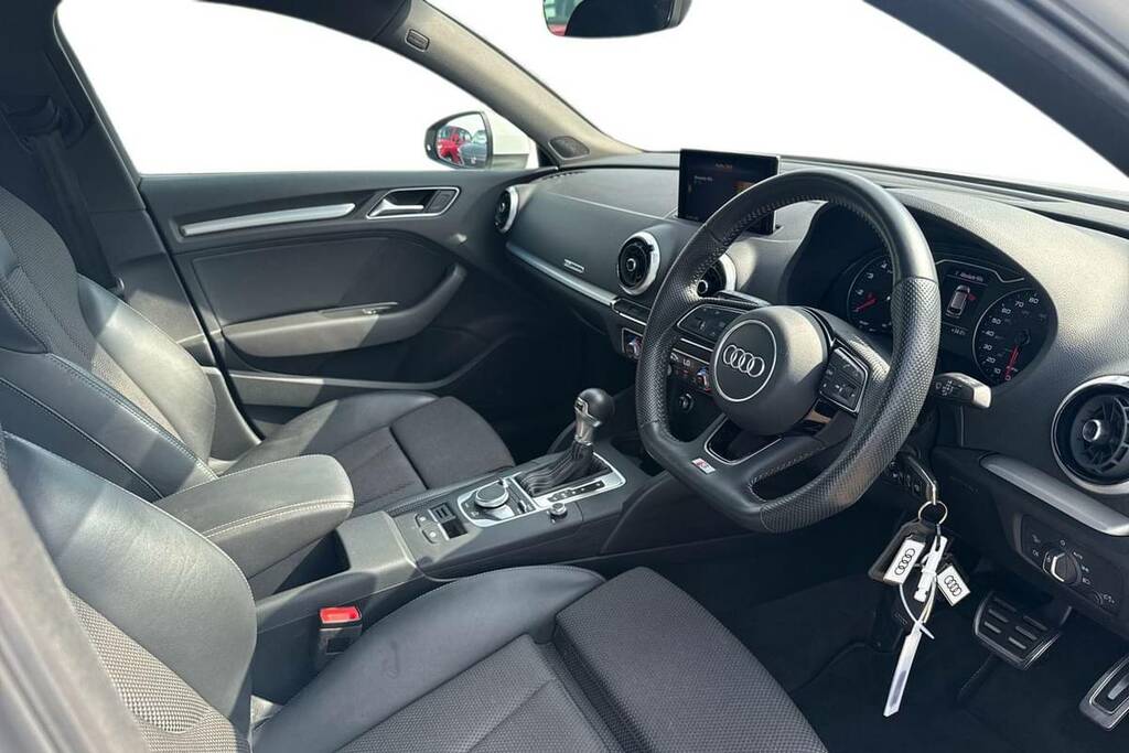 Audi A3 35 Tfsi S Line S Tronic White #4