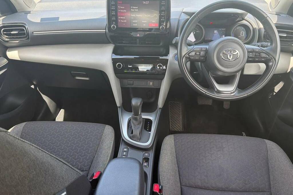 Toyota Yaris Cross Excel Grey #8