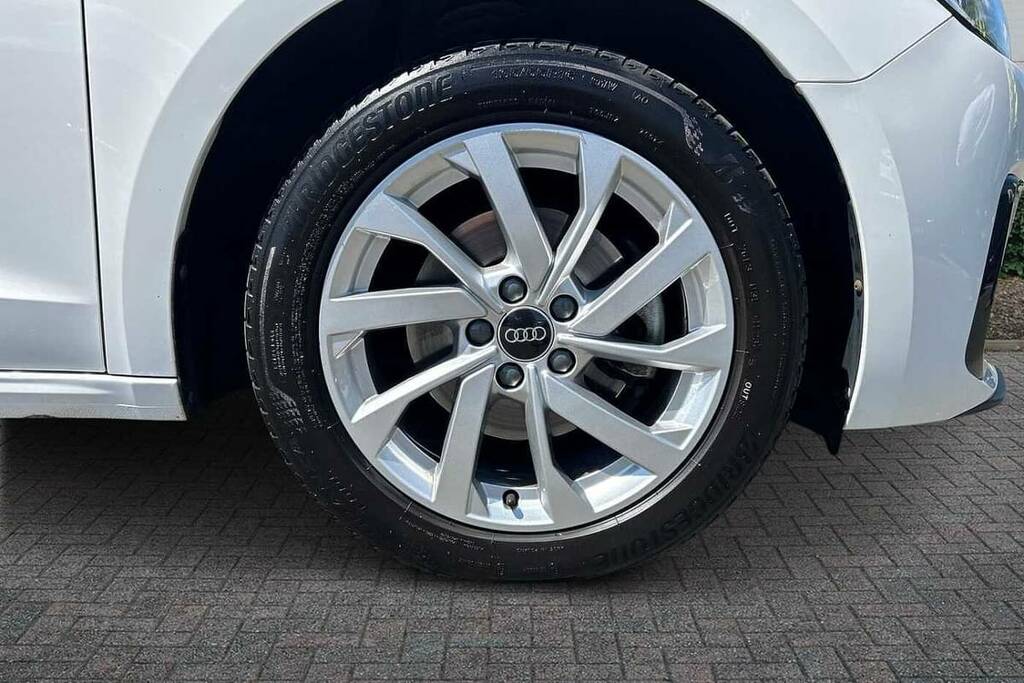 Audi A1 30 Tfsi 110 Sport S Tronic VU73FFO White #5
