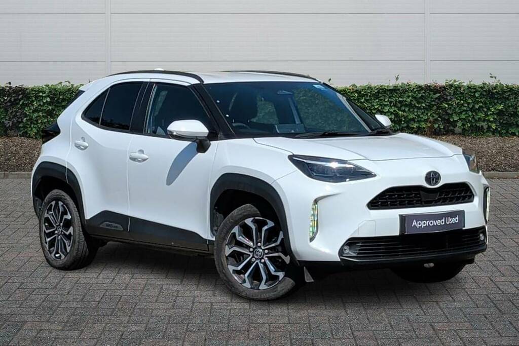 Toyota Yaris Cross 1.5 Hybrid Design Cvt White