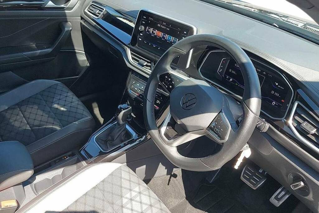 Volkswagen T-Roc 1.5 Tsi R-line Dsg BF22GJV Black #6