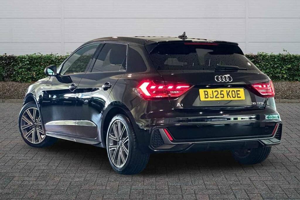 Audi A1 35 Tfsi S Line S Tronic Black #3