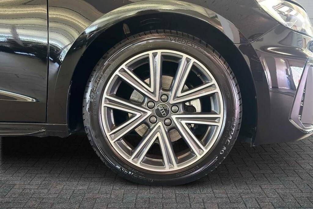 Audi A1 35 Tfsi S Line S Tronic Black #5
