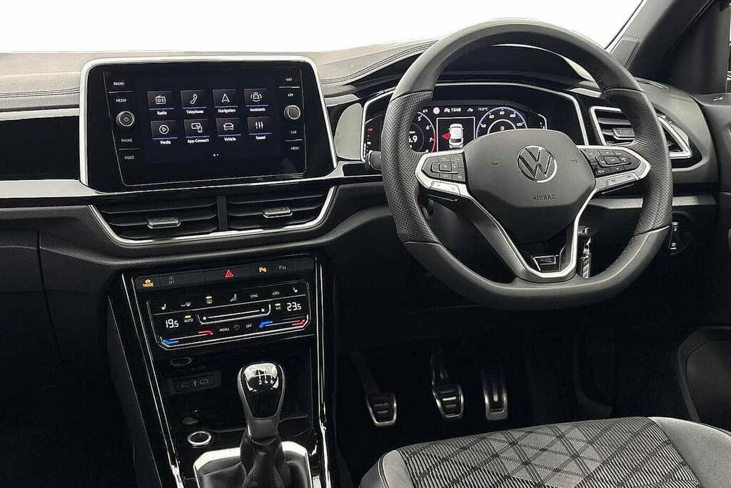 Volkswagen T-Roc 1.5 Tsi R-line GD25OBF Black #2