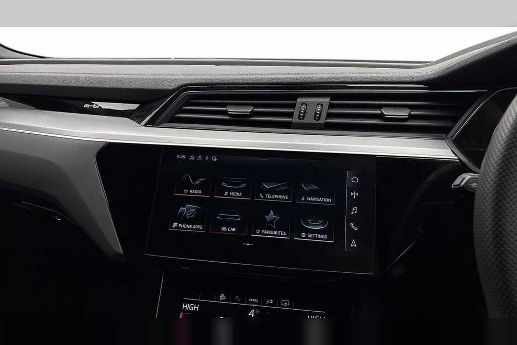 Audi Q8 e tron 50 Sport Suv Quattro 95Kwh 11Kw NA23FZK Grey #8
