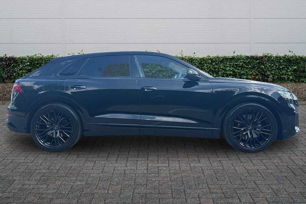 Audi Q8 Sq8 Tfsi Quattro Launch Edition Tiptronic Black #4