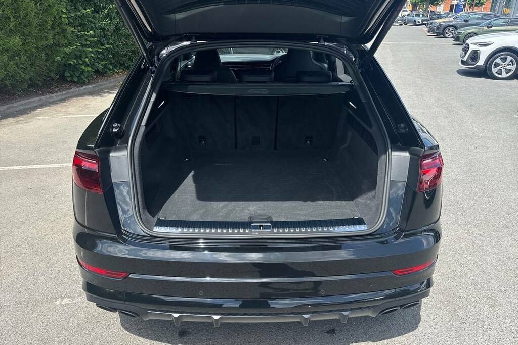 Audi Q8 Sq8 Tfsi Quattro Launch Edition Tiptronic Black #2