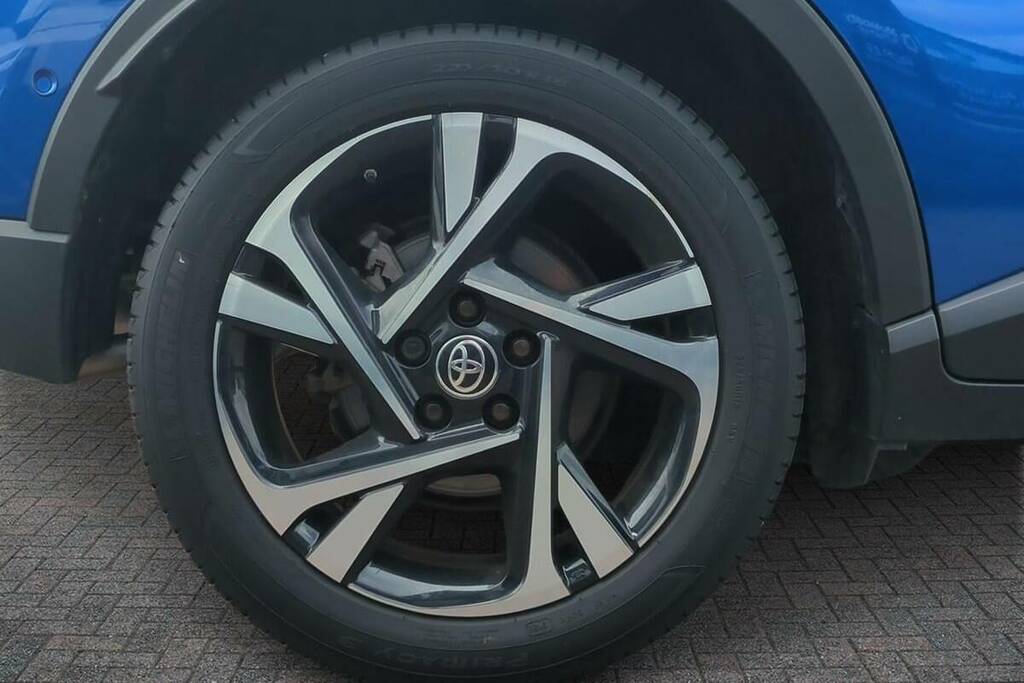 Toyota C-Hr 1.8 Hybrid Excel Cvt Grey #18