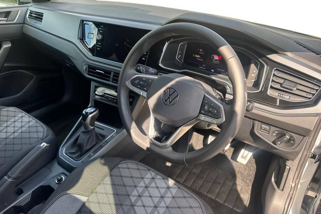 Volkswagen Polo 1.0 Tsi 115 R-line Dsg Silver #4