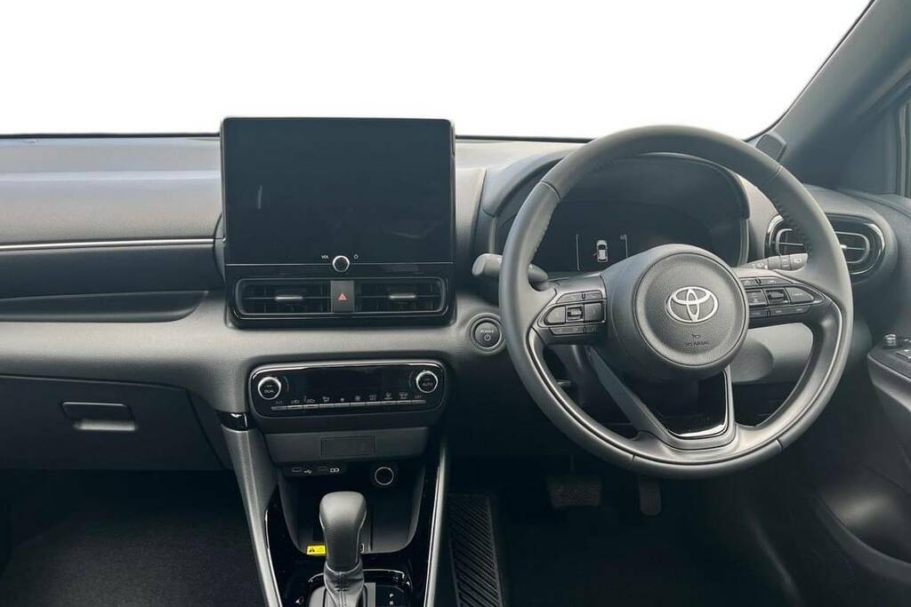 Toyota Yaris 1.5 Hybrid 130 Excel Cvt Hatchback PX26UGT Black #8