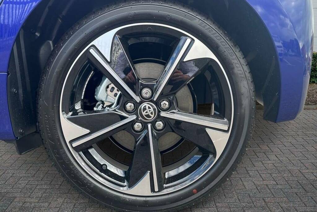 Toyota Yaris 1.5 Hybrid 130 Excel Cvt Blue #6