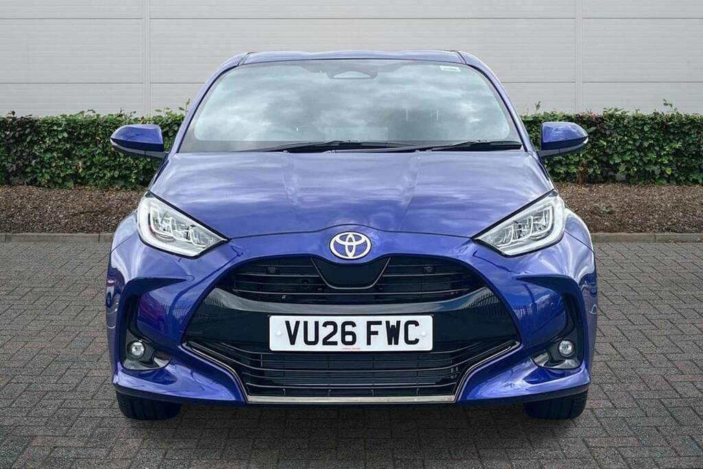 Toyota Yaris 1.5 Hybrid 130 Excel Cvt Blue #3