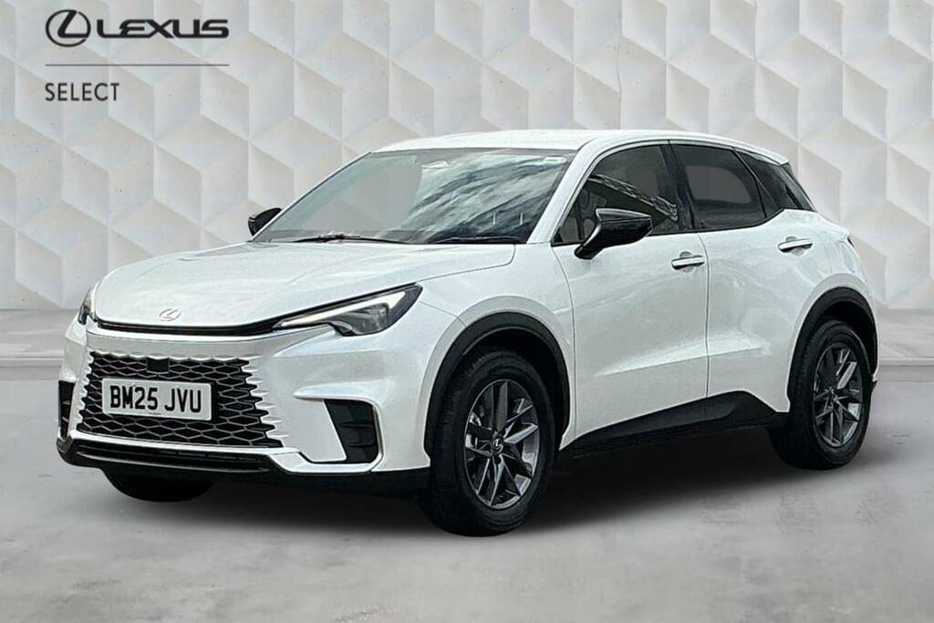 Lexus LBX 1.5 Premium E-cvt White #3
