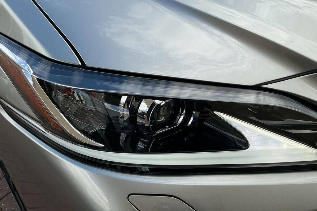 Lexus ES 2.5 300H Premium Edition Saloon Hybrid Black #20