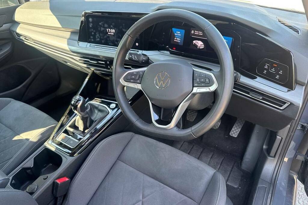 Volkswagen Golf 1.5 Tsi 150 Style V023YMW Grey #4