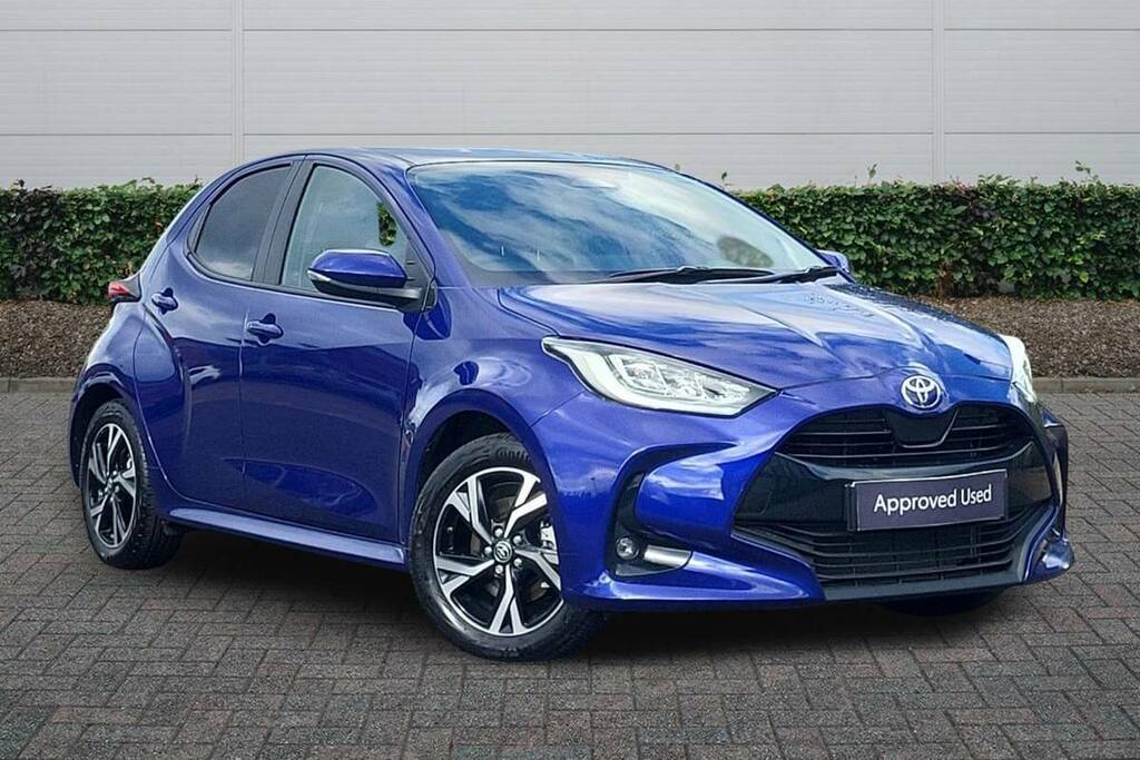 Toyota Yaris 1.5 Hybrid Design Cvt Blue