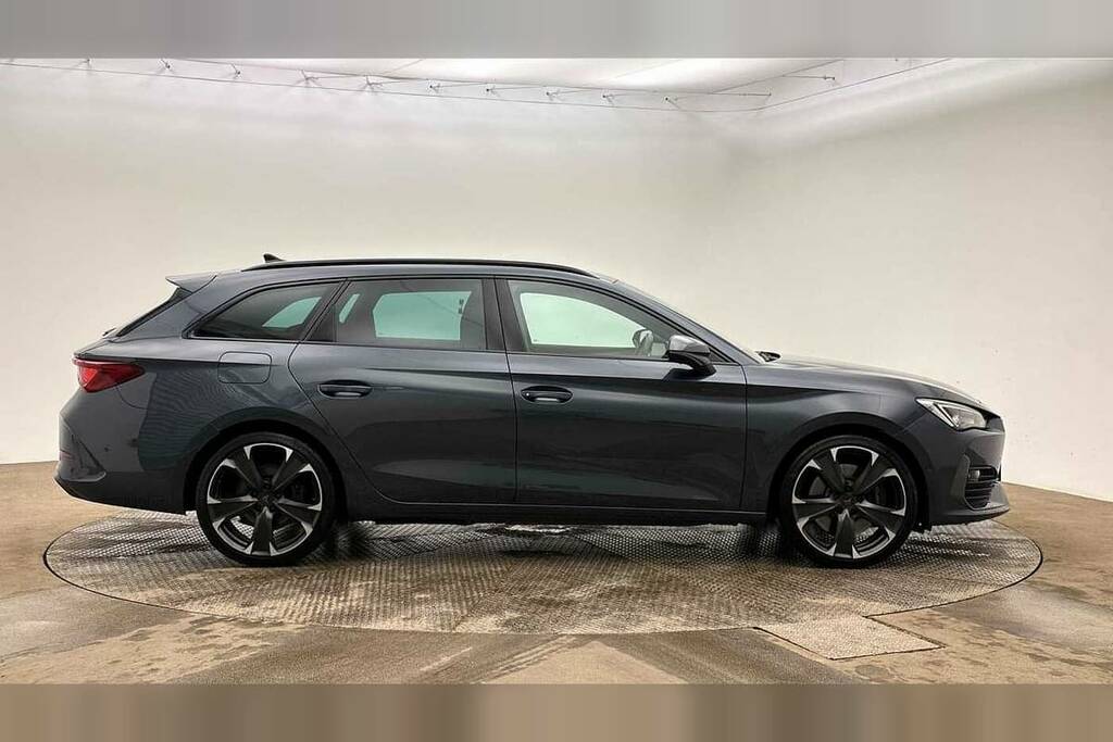 Cupra Leon 1.4 Ehybrid Vz2 Dsg Grey #4