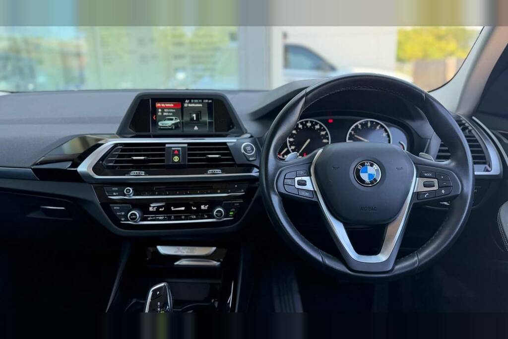 BMW X3 Xdrive20i Se Step DK19HPF White #6