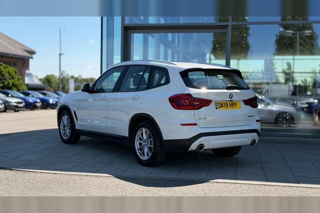 BMW X3 Xdrive20i Se Step DK19HPF White #2