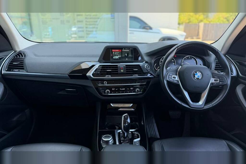BMW X3 Xdrive20i Se Step DK19HPF White #5