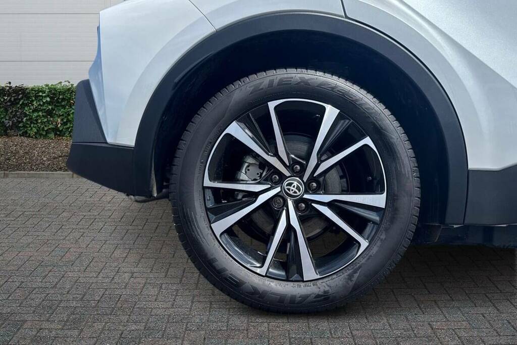 Toyota C-Hr 2.0 Phev Design Cvt White #6