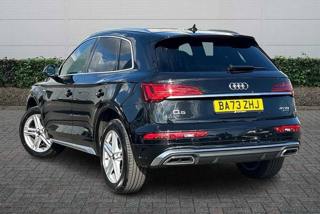 Audi Q5 40 Tdi Quattro S Line S Tronic BA73ZHJ Black #3