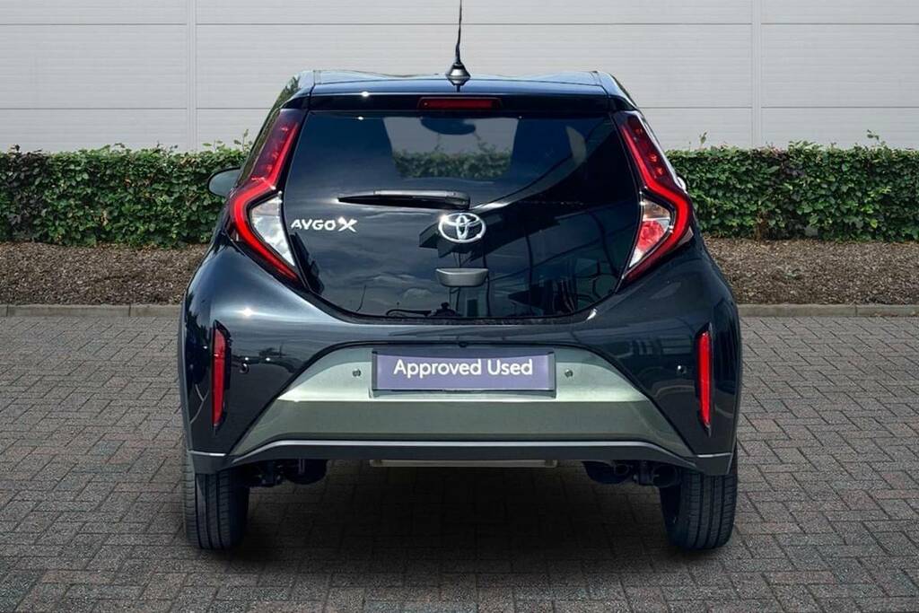 Toyota Aygo X 1.0 Vvt-i Edge #4