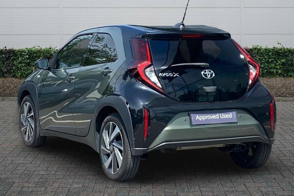 Toyota Aygo X 1.0 Vvt-i Edge #2