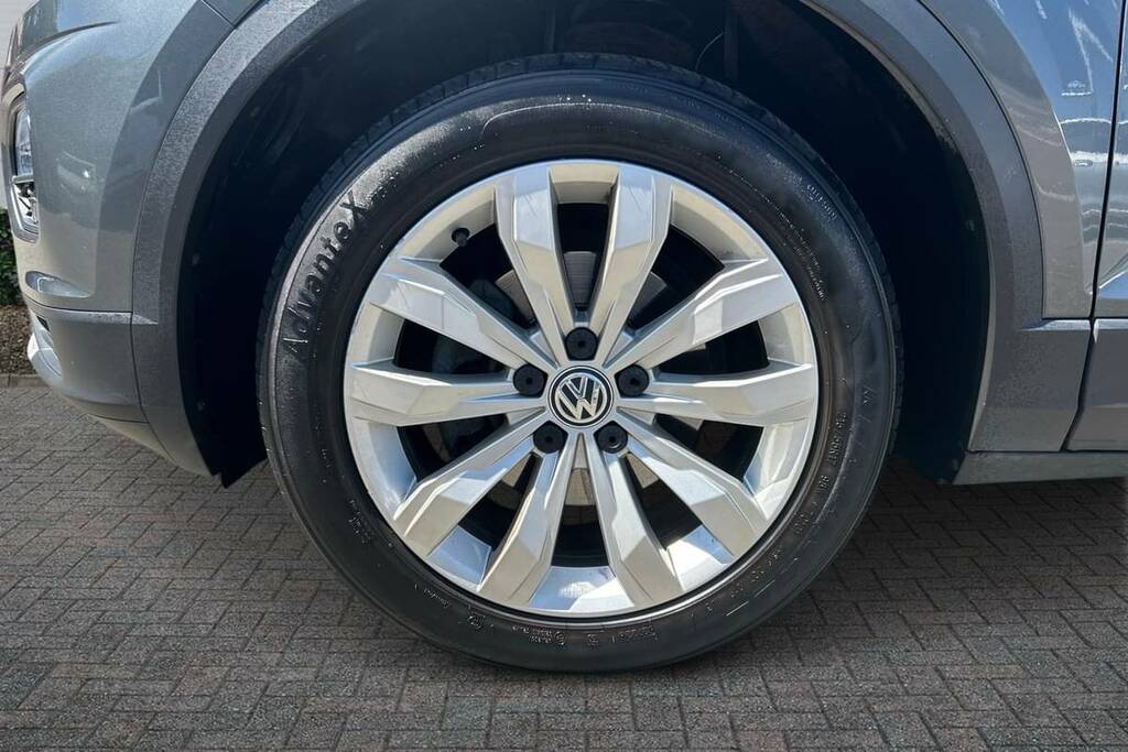 Volkswagen T-Roc 1.5 R-line Tsi Evo Dsg 148 Bhp White #12