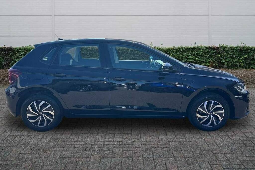 Volkswagen Polo 1.0 Tsi Life VO74KZR Black #4