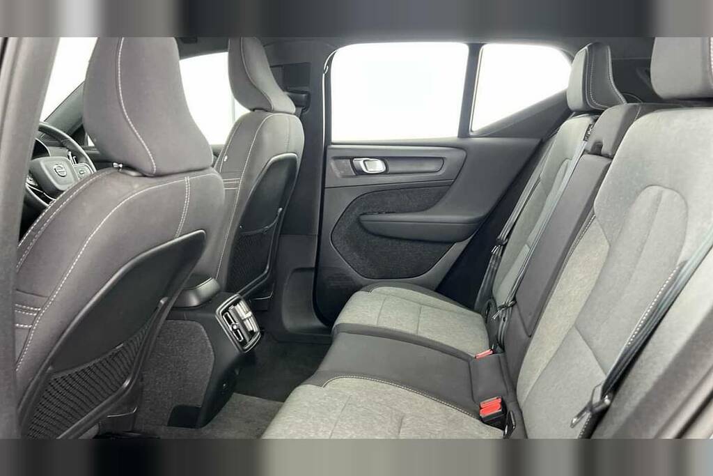 Volvo XC40 2.0 B3p Core PF23HRJ Blue #6