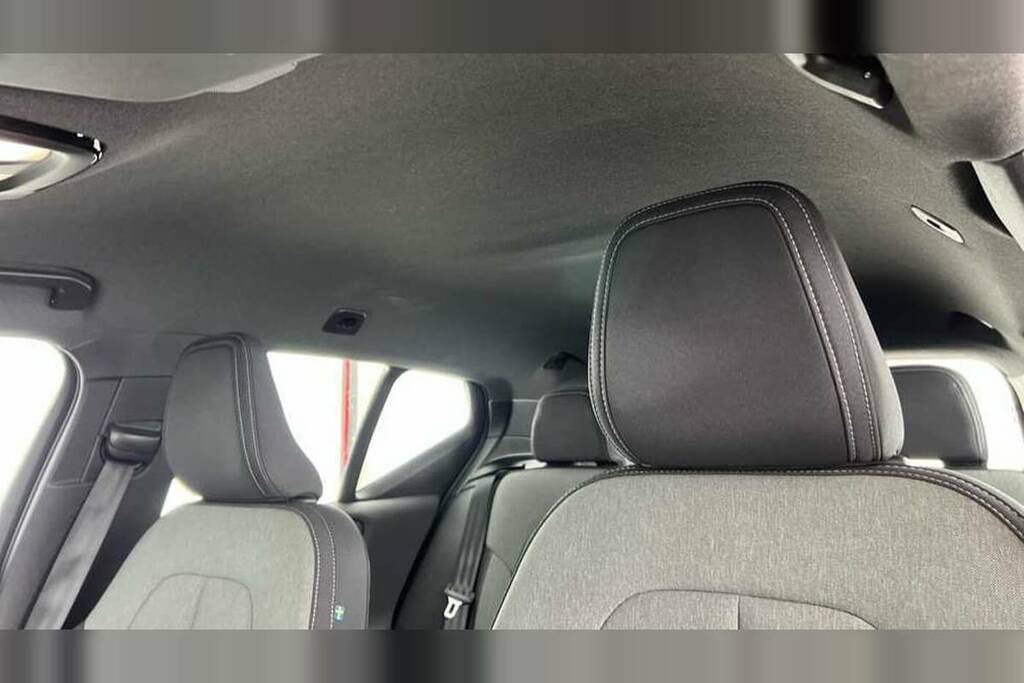 Volvo XC40 2.0 B3p Core Red #5