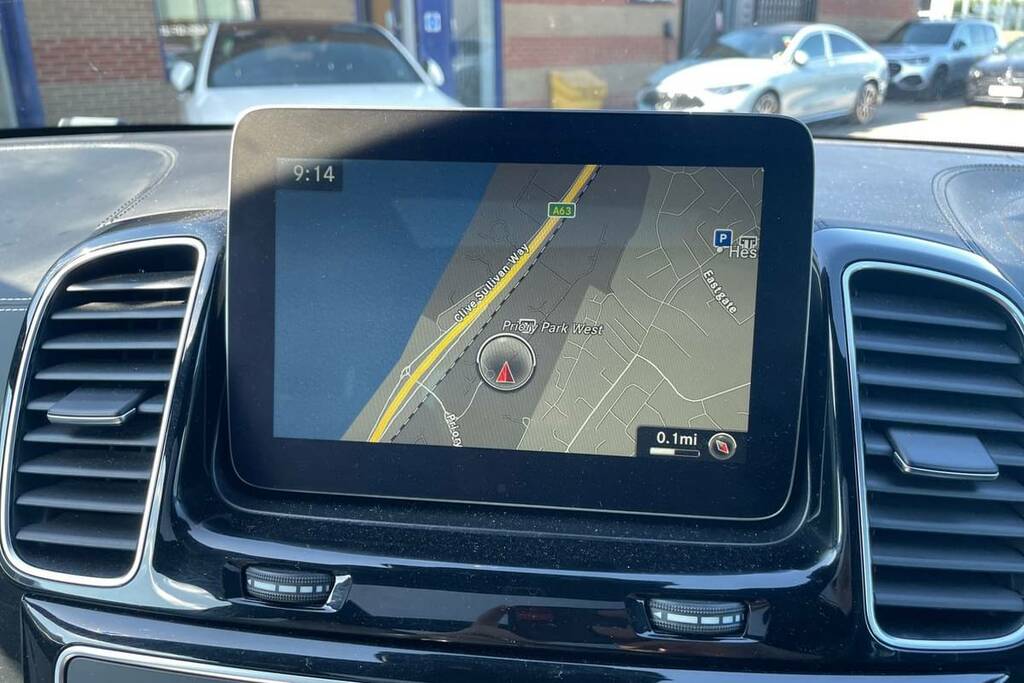 Mercedes-Benz GLE Class 350D 4Matic Designo Line 9G-tronic Silver #3
