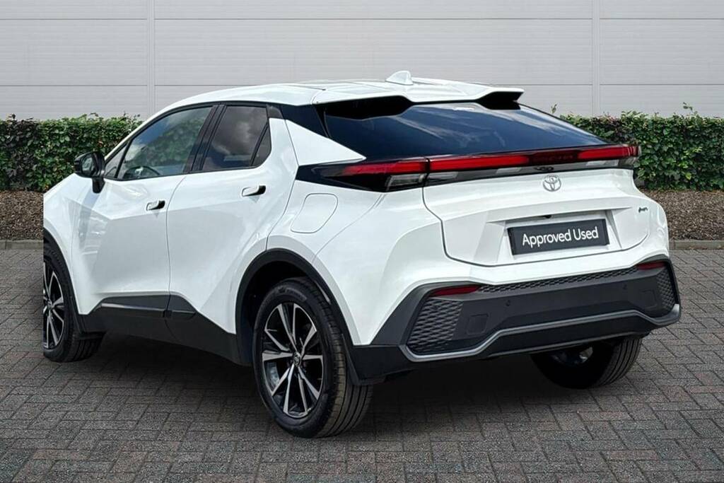 Toyota C-Hr 1.8 Hybrid Design Cvt White