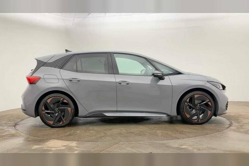 Cupra Born 169Kw E-boost V3 77Kwh HV23MFU Grey #4