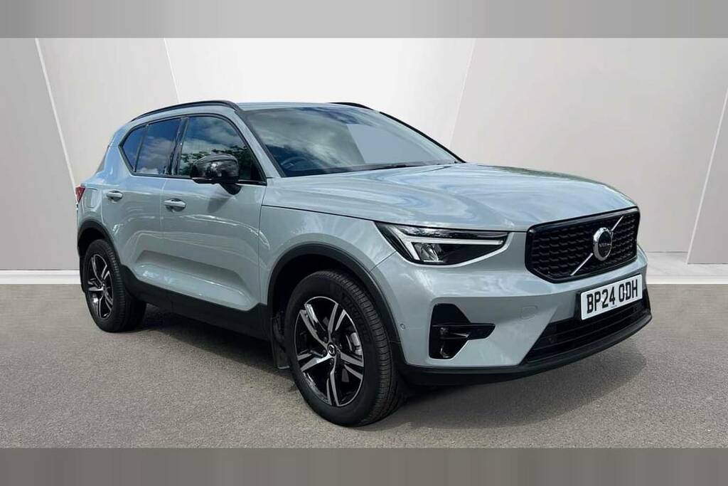 Volvo XC40 2.0 B3p Plus Dark Grey