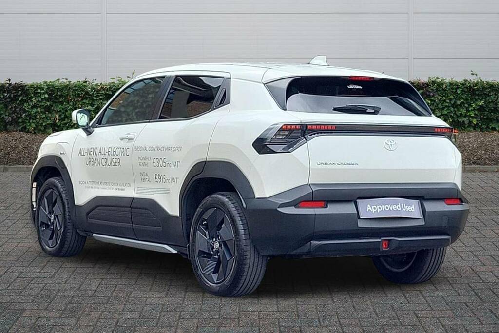 Toyota Urban Cruiser 128Kw Design 61Kwh #2