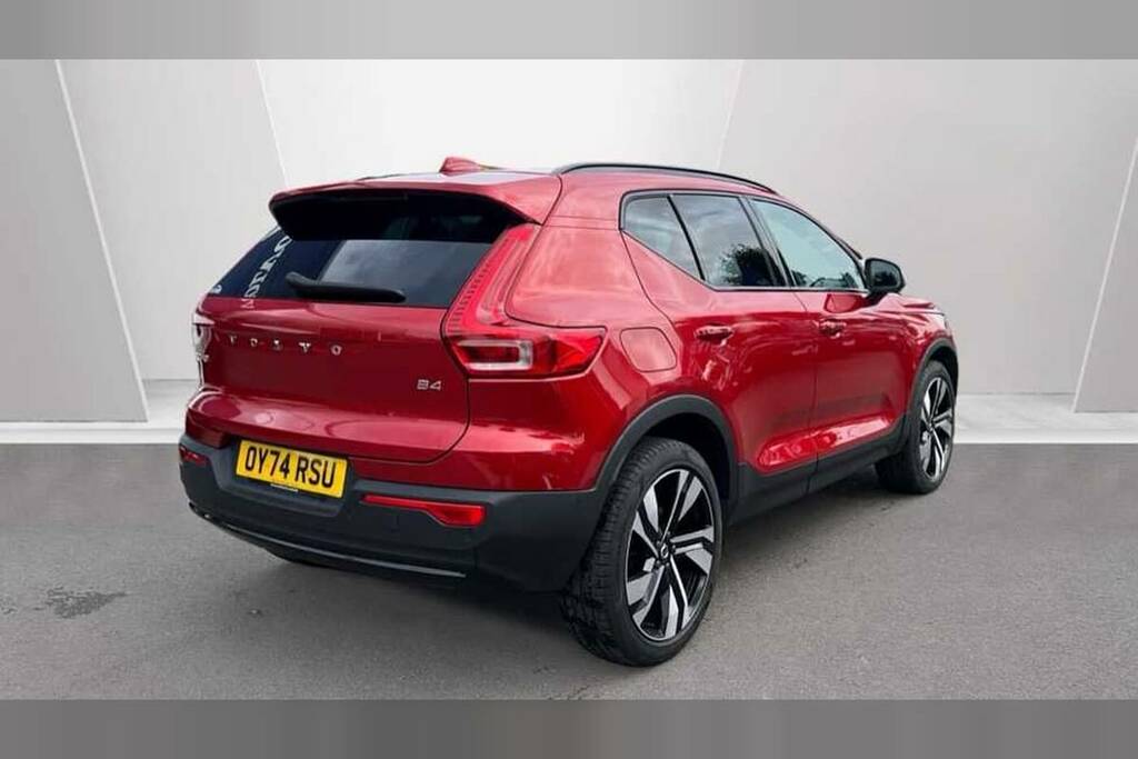 Volvo XC40 2.0 B4p Ultra Dark OY74RSU Red #2