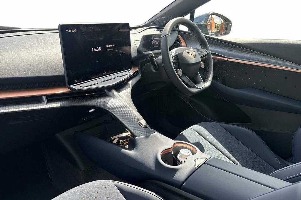Cupra Tavascan 210Kw V2 77Kwh White #2