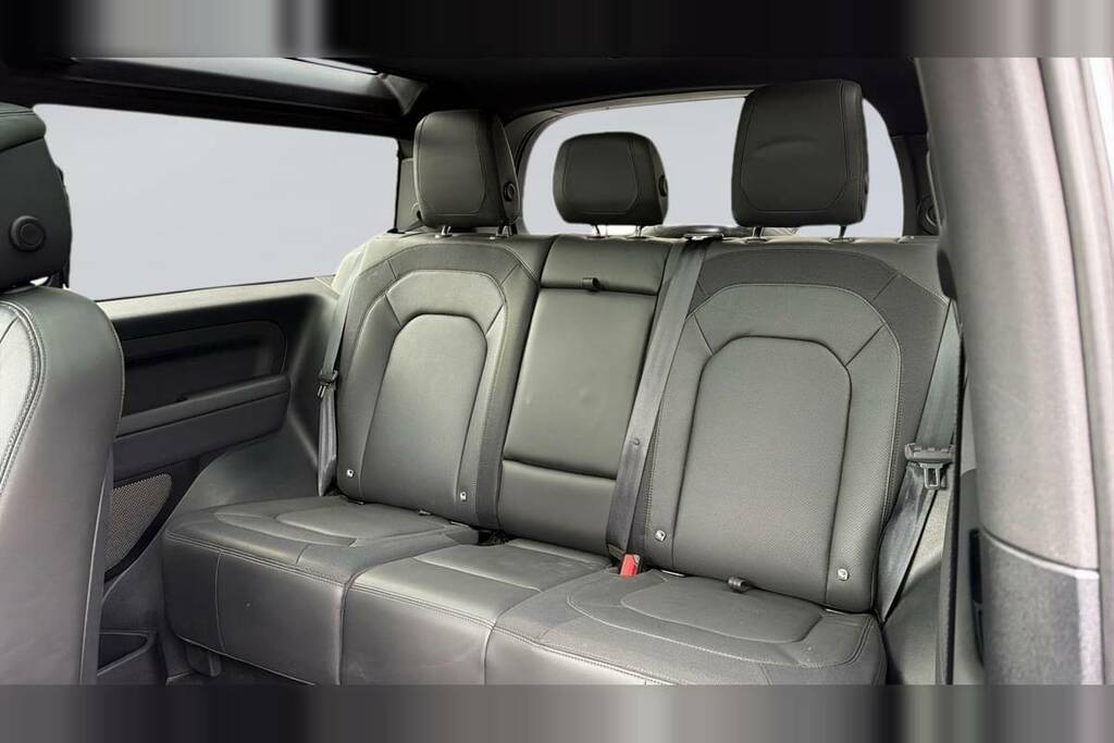 Land Rover Defender 90 3.0 D250 X-dynamic Hse 90 Grey #4