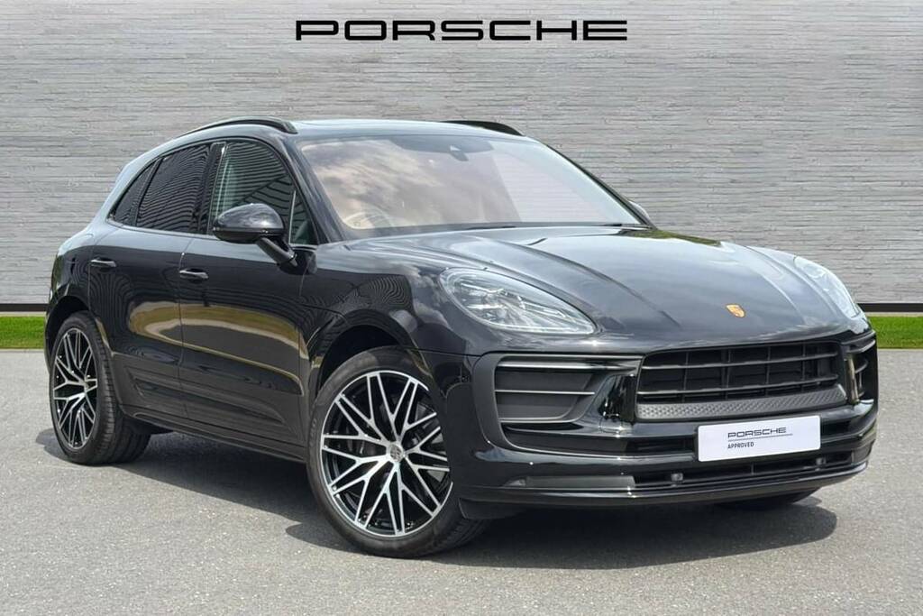 Porsche Macan T Pdk Black