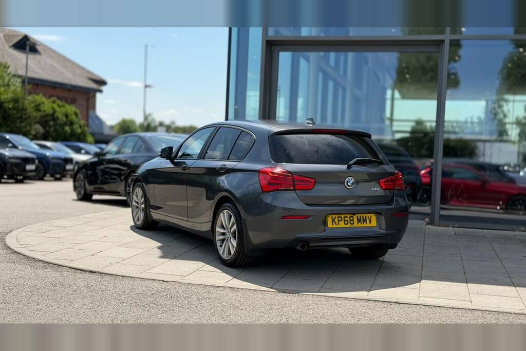 BMW 1 Series 118I 1.5 Sport Navservotronic Step Grey
