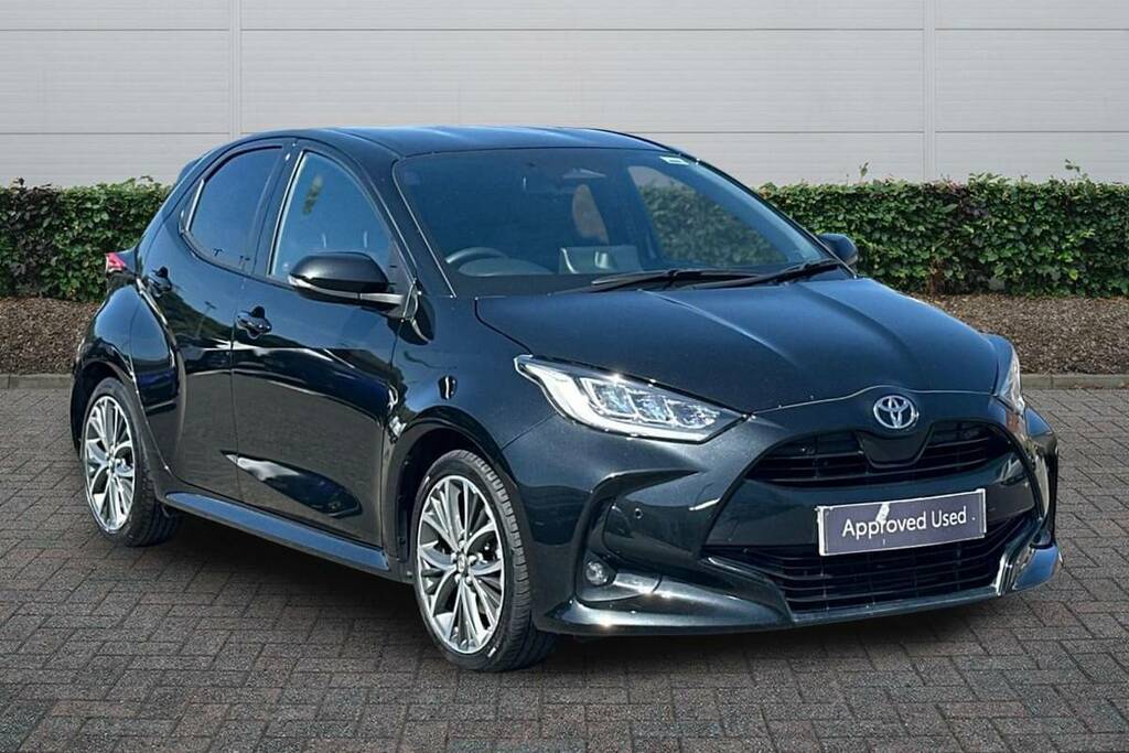 Toyota Yaris 1.5 Hybrid Excel Cvt Black
