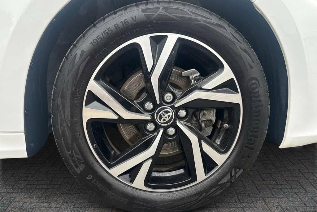 Toyota Yaris 1.5 Hybrid Design Cvt FY25SUF White #5