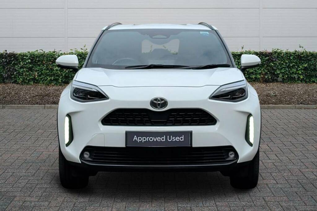 Toyota Yaris Cross 1.5 Hybrid Design Cvt KV24NND White #3