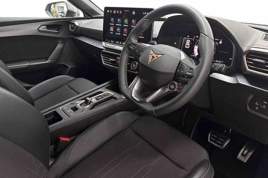 Cupra Leon 1.5 Etsi 150 V1 Dsg White #6