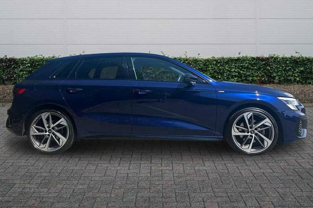 Audi A3 35 Tfsi Edition 1 S Tronic BV73ULS Blue #4